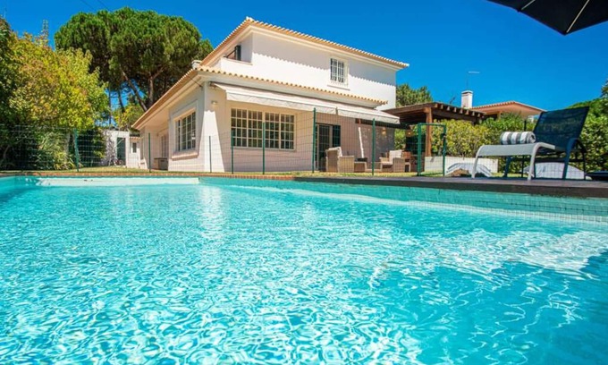 Praia das Macas Villa | Amazing Lisbon Coast Villa | 5 Bedrooms | Villa Albatroz | Private Swimming Pool & Wonderful Garden | Sintra