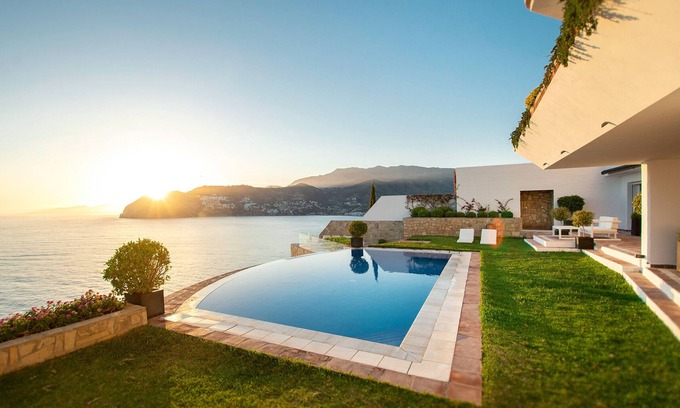 Almunecar Villa | Amazing luxury 7 bed villa on cliff over sea with private pool, sauna and jacuzzi