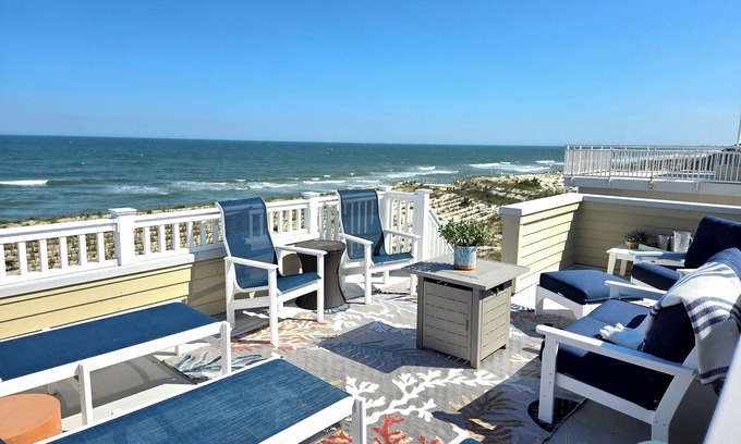 Harvey Cedars House | AMAZING OCEANFRONT 3 BD-3 BATH SLEEPS 8 -HARVEY CEDARS-LBI-NJ