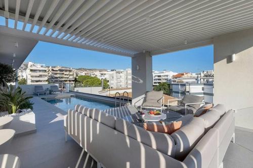 Voula House | Amazing private rooftop terrace!