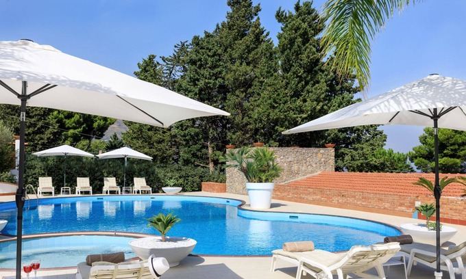 Carini Villa | Amazing villa with a big pool and hydromassage corner / View on the coast / Surrounded by Mediterran