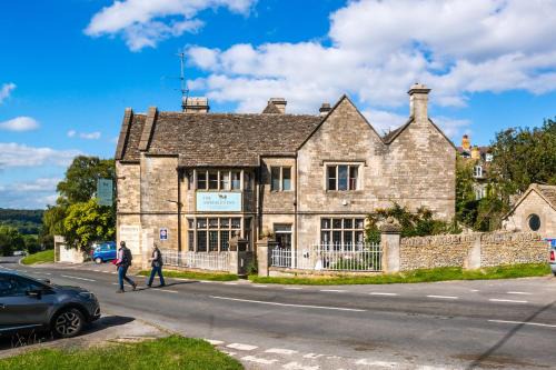 Inchbrook Hotel | Amberley Inn