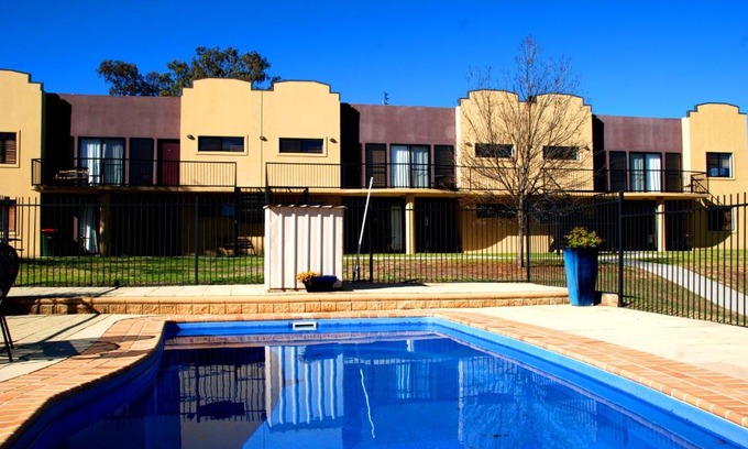 East Tamworth Apartment | Amberoo Apartments Tamworth
