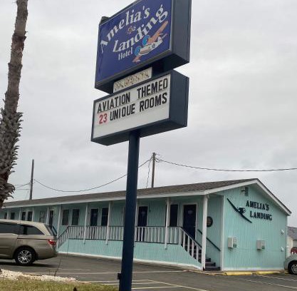 Port Aransas Hotel | Amelia's Landing