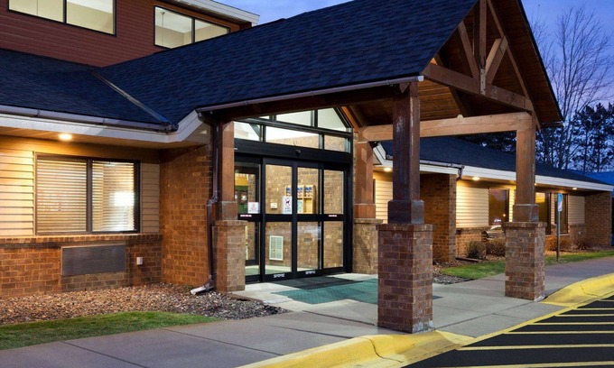 Mora Hotel | AmericInn by Wyndham Mora