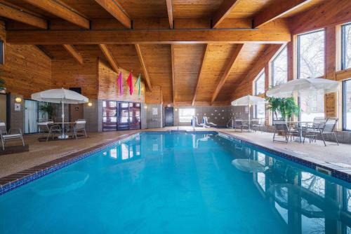 Sioux Falls Hotel | AmericInn by Wyndham Sioux Falls