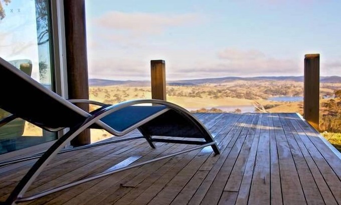 Central Tablelands House | “an experience in time and space...” highVIEW jetty BATHURST