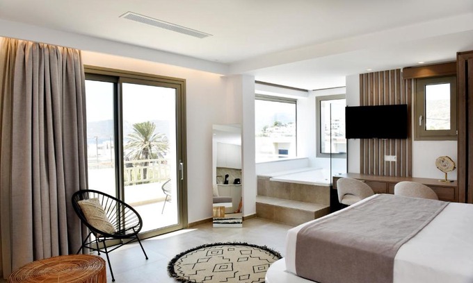Adamas Apartment | Anais Milos Suites