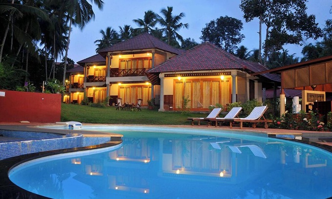 Chowara Hotel | Anandalakshmi Ayurveda Retreat