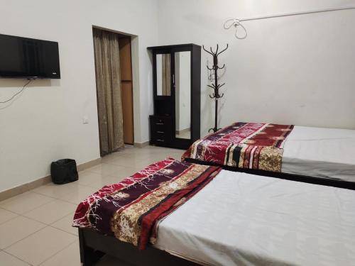 Gulshan-E-Jamal House | Anaya-Inn