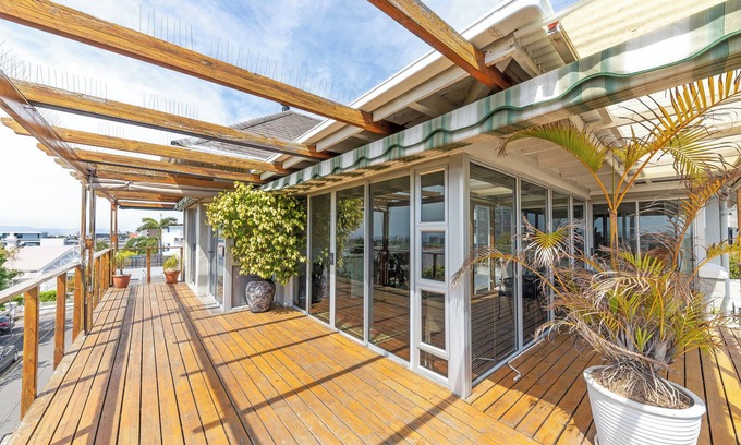 Three Anchor Bay House | Anchor Bay Workation