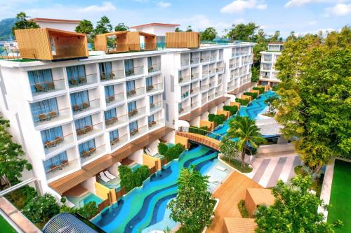Patong Hotel | Andaman Embrace Patong, Phuket