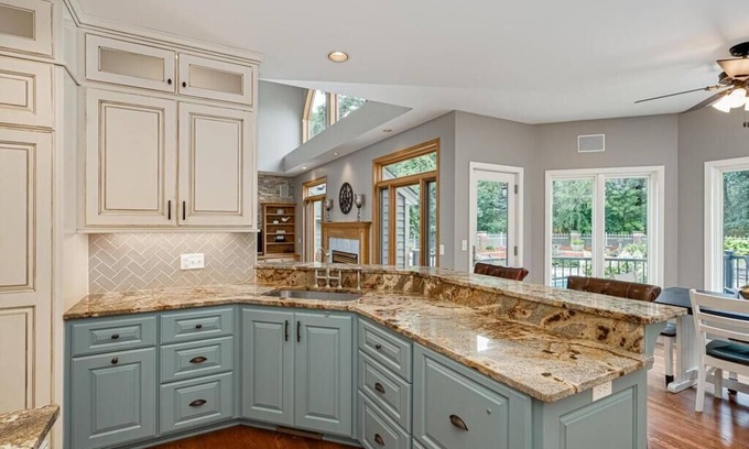 Andover House | Andover stunner on acreage with underground pool