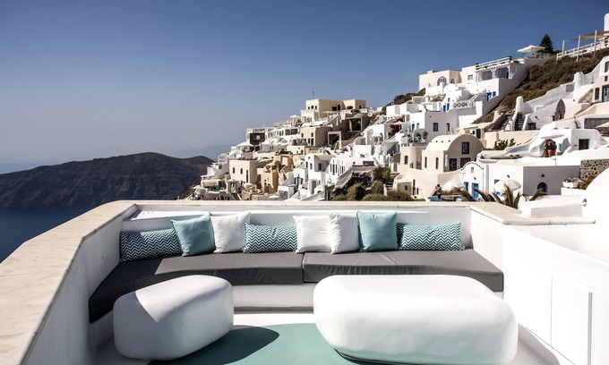 Imerovigli Hotel | Andronikos Santorini