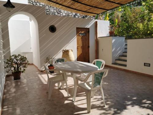 Canneto Apartment | ANFORA Verde