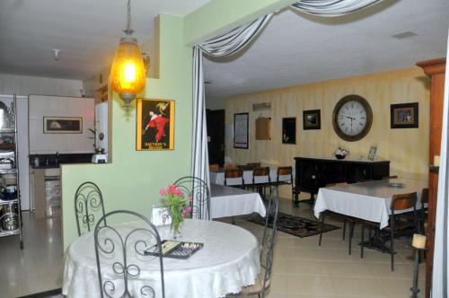 Rio das Ostras House | ANGEL'S SEA Pousada
