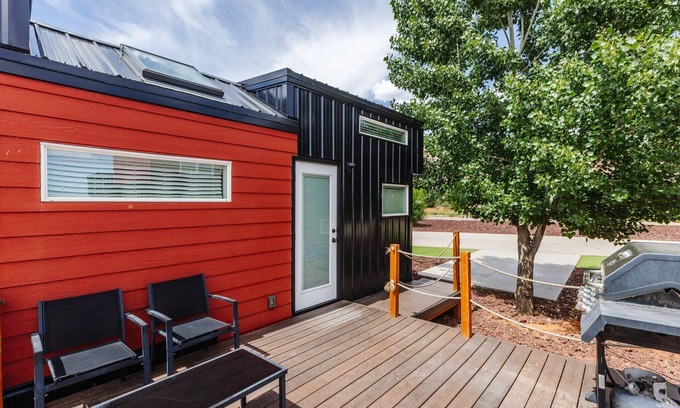 Apple Valley Cabin | Angel’s Landing Relaxation Retreat with Hot Tub