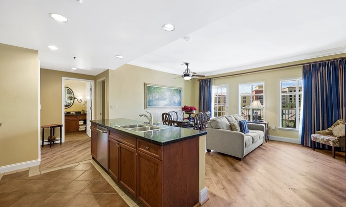 Lake Las Vegas Condo | Angled Lake & Village View Retreat, Lake Las Vegas
