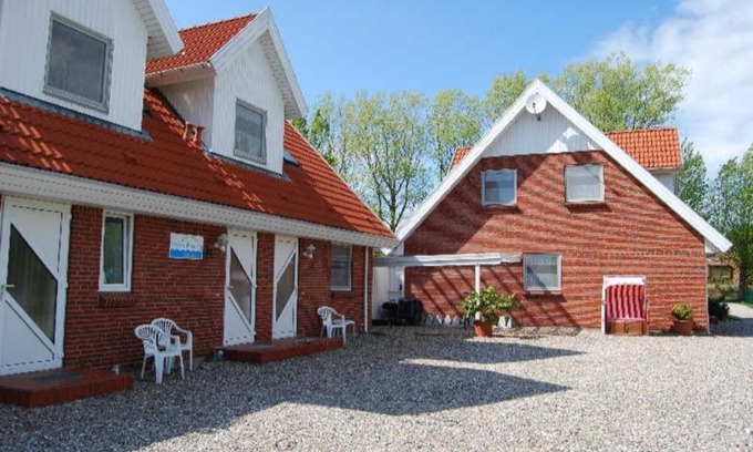 Gollendorf Apartment | Anker mit umzäunter Sonnenterrasse