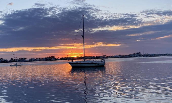 Cortez Resort | Anna Maria near the sea- 30 seconds to the Gulf Of Mexico!