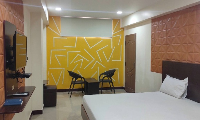 Mayiladuthurai Hotel | Annai Residency