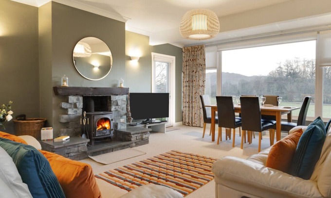 Elterwater House | Anniversary Cottage - Three Bedroom House, Sleeps 6