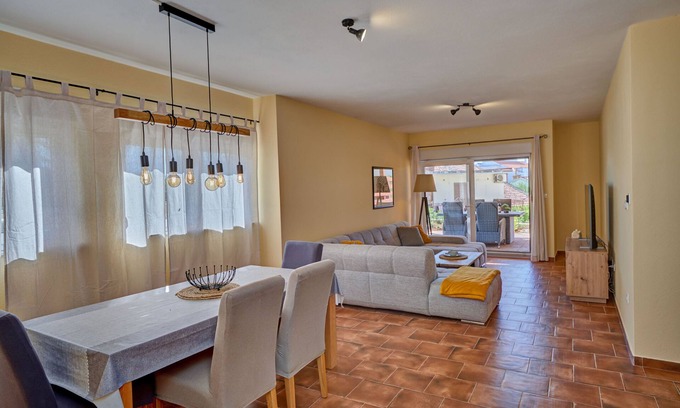 Businci Apartment | Anovi Holiday House by Litto