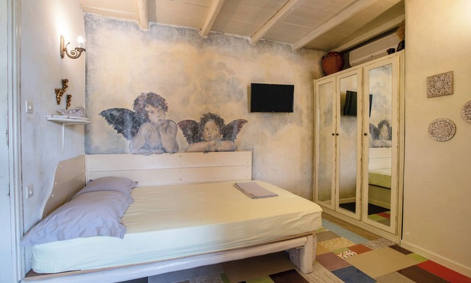 Parikia Apartment | Anthippi Guest House