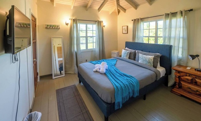 Saint John Parish House | Antiguan Village Retreat