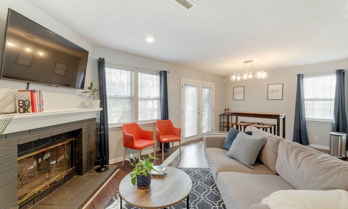 Antioch House | Antioch Townhome < 14 Mi to Downtown Nashville!