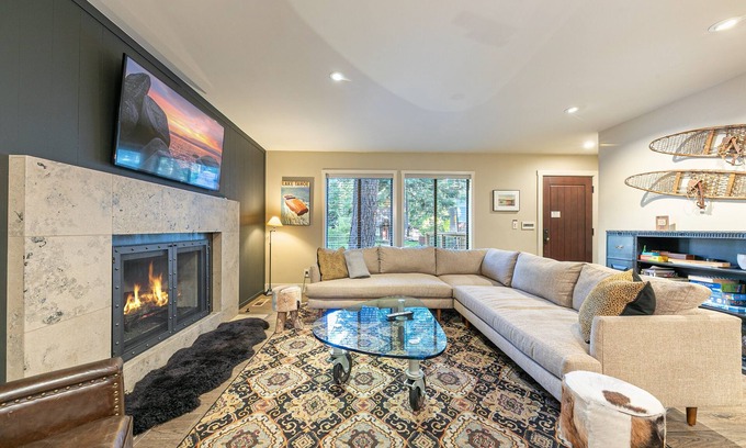 Sunnyside House | Antler Cabin By Tahoe Getaways - Completely Remodeled 2 BR in Tahoe Park