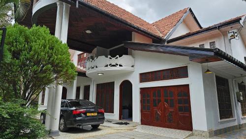 Anuradhapura House | Anuradhapura Villa by TEMCO Holiday Bungalows