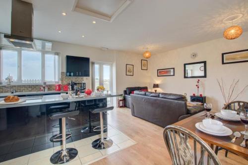 Irstead House | Anvil Cottage