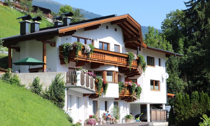 Hippach Apartment | Apart Bradl