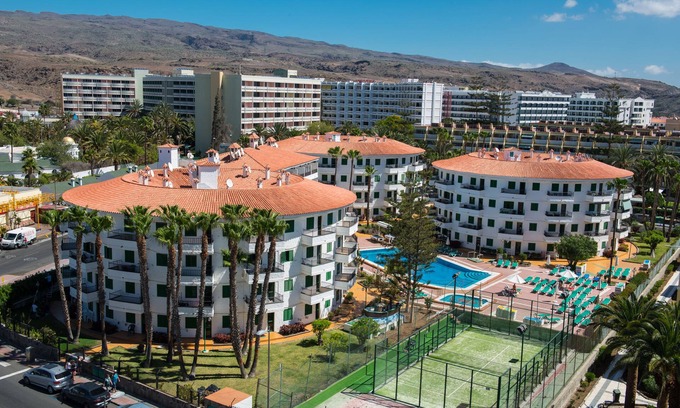 Playa del Ingles Apartment | Apartamentos Las Faluas