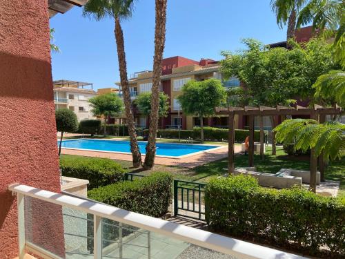 Hacienda del Alamo Apartment | Apartamento en Hacienda del Alamo enfrente de la Piscina!