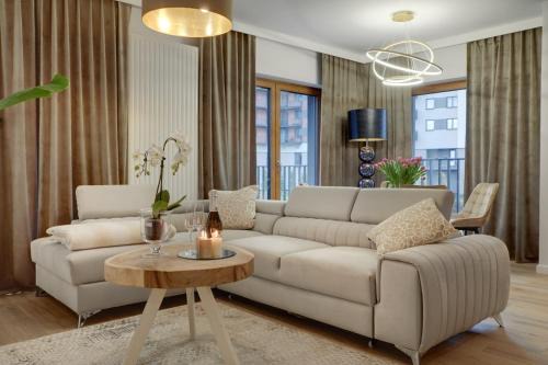 Katowice Apartment | Apartament Heaven - Ceglana Park 2 luksusowe sypialnie i parking , 80m2