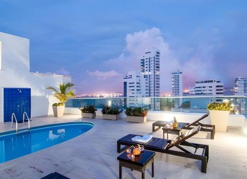 Castillogrande Apartment | Apartamento con vista al mar - Piscina en la azotea - 2 habitaciones + 2 baños