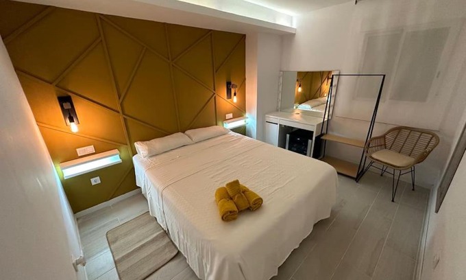 Cabo de las Huertas Apartment | Apartamento Cangrejo