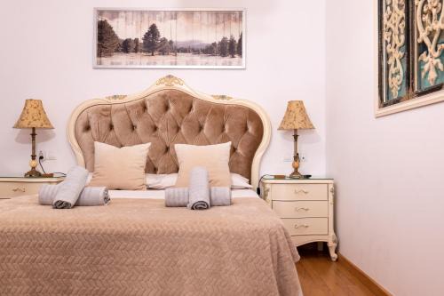La Goleta Apartment | Apartamento Carreteria - Muro Medieval
