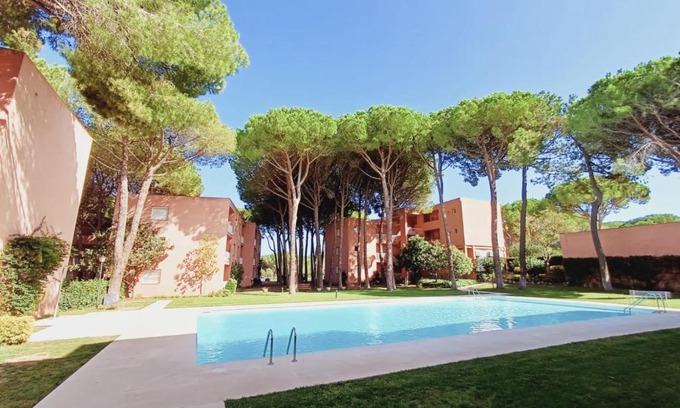 Pals Apartment | Apartamento con piscina y wifi cerca de la playa