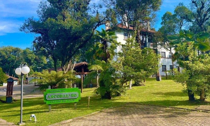 Floresta Apartment | Apartamento familiar gramado