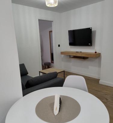Jaen Apartment | Apartamento Maestra