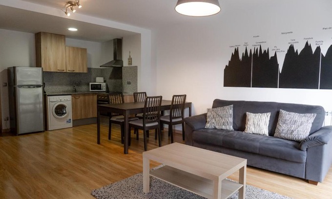Arinsal Apartment | Apartamento moderno El Bosque en Arinsal