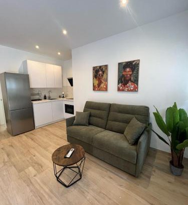 Benajarafe Apartment | Apartamento Terra