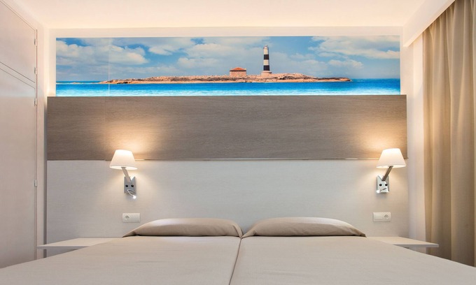 Es Canar Apartment | Apartamentos Typic Art