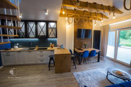 Wisla Apartment | Apartamenty "Kwiaty Nocy" i "W Krainie Mchu" - Wisła