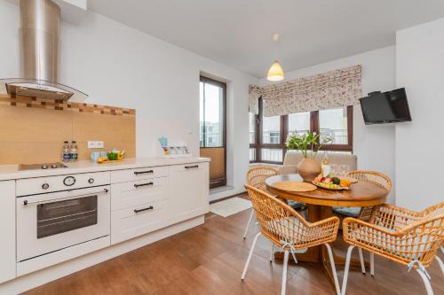 Katy Rybackie Apartment | APARTAMENTY MIERZEJA - PRZY MARINIE, 100 m od Zalewu Wiślanego, Kąty Rybackie