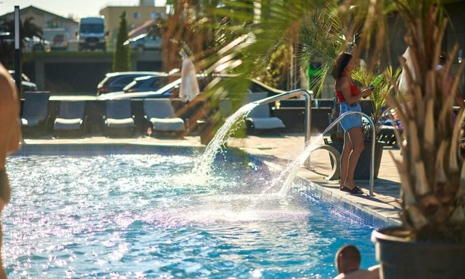 Mamaia-Sat Apartment | Aparthotel Ella Alezzi