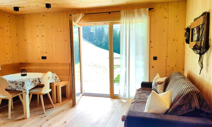 San Martino in Passiria Apartment | Apartment 'Jaufenspitz' with Mountain View, Shared Garden and Balcony